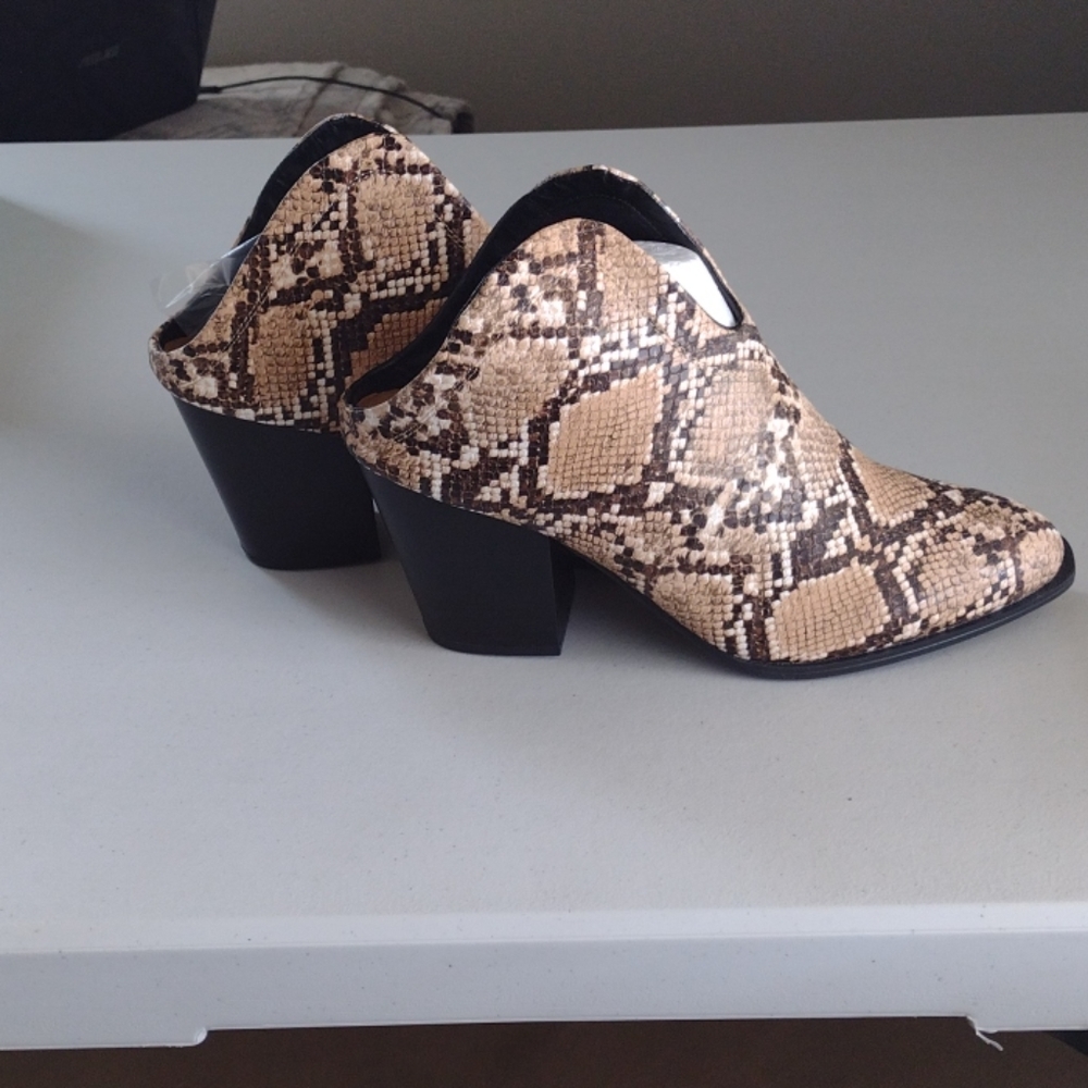 Booties - Picture 3 of 4